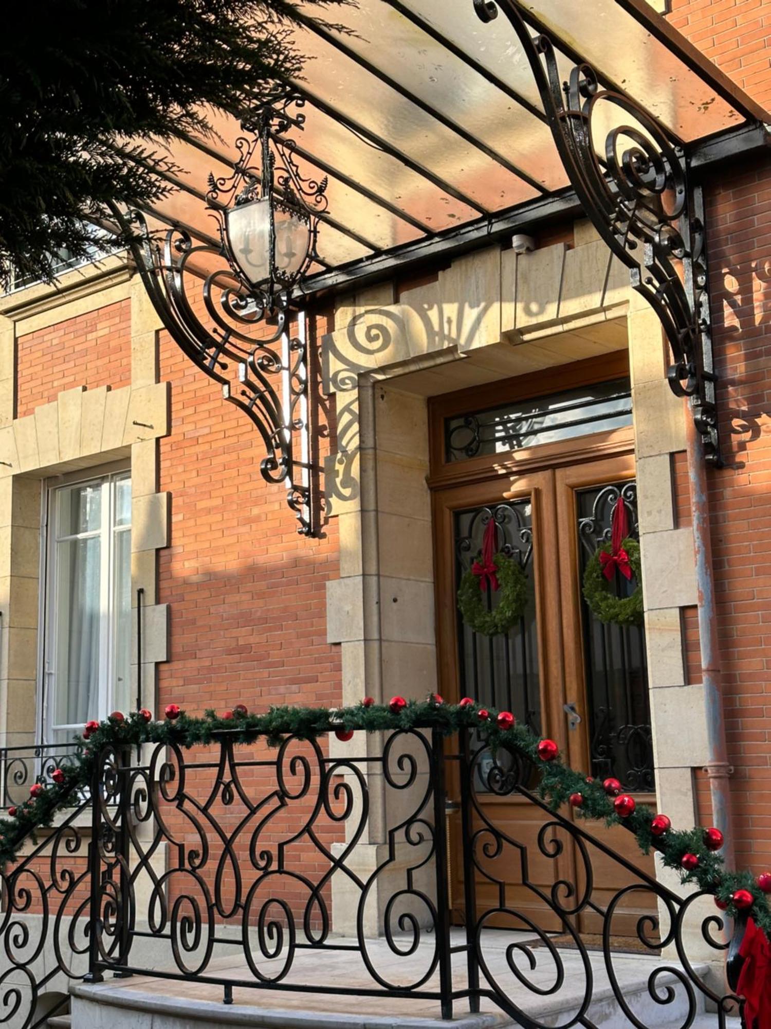 La Grande Maison Lgm Lesches Exterior foto
